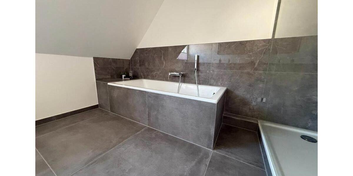 Einfamilienhaus Düsseldorf Stadtbezirk 9 - 4 Zimmer, 150 m&sup2;, 925.000&euro; | Angebot:26637388