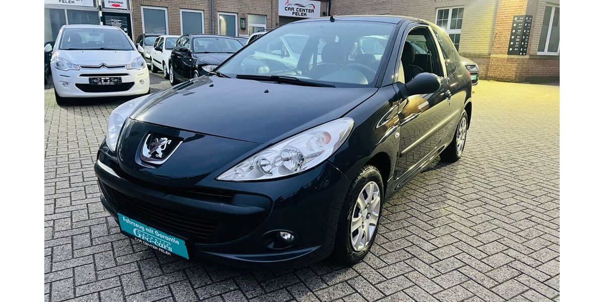 Peugeot 206 160.000 km 2.390 &euro; Viersen 41748