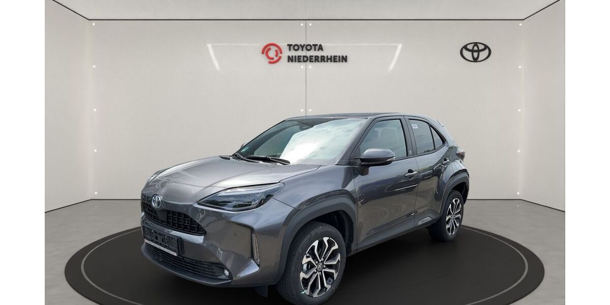 Toyota Yaris Cross 8.540 km 29.845 &euro; Krefeld 47809