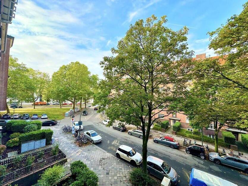 Neubauqualität: komplett revitalisierte 2,5-Zimmerwohnung im Herzen von Düsseldorf-Derendorf
