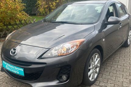 Mazda 3 180.000 km 5.950 &euro; Düsseldorf 40589