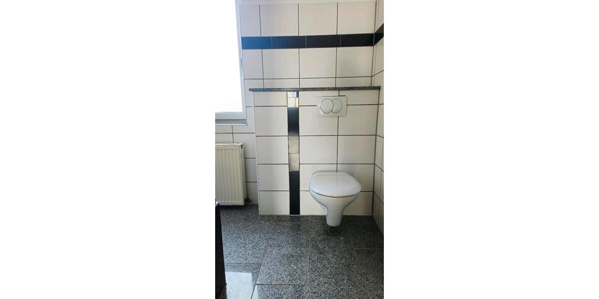 Etagenwohnung Velbert Velbert-Mitte - 2 Zimmer, 50 m&sup2;, 450&euro; | Angebot:25780033