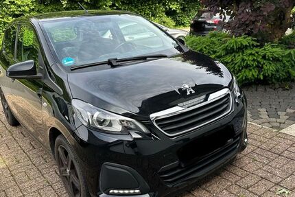 Peugeot 108 89.000 km 8.200 &euro; Velbert 42549