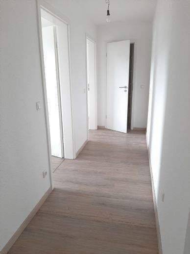Etagenwohnung Duisburg Neudorf-Süd - 3 Zimmer, 84 m&sup2;, 890&euro; | Angebot:26903955