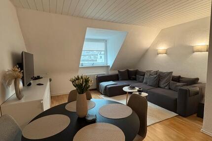 2-Zimmer | D-Pempelfort | 43m2 Wohnfläche + 14m2 Mansarde zimmer