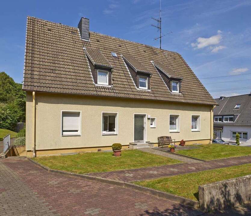 Wohnung zum Mieten in Bochum 360 € 48.86 m²
