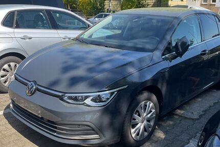 VW Golf 17.091 km 28.950 &euro; Hilden 40721