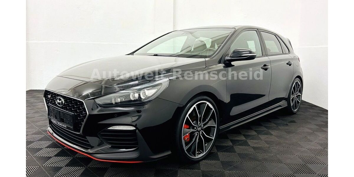Hyundai i30 156.468 km 17.999 &euro; Remscheid 42859