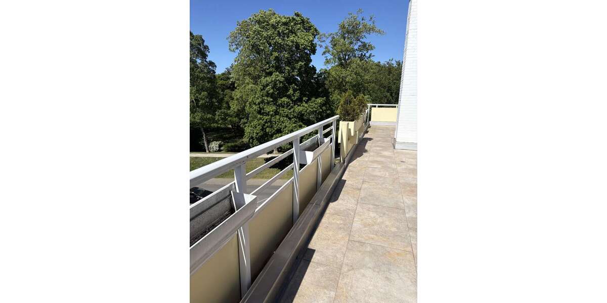 Etagenwohnung Moers - 5 Zimmer, 176 m&sup2;, 1.380&euro; | Angebot:26422802
