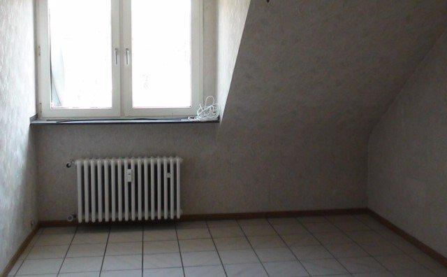 Dachgeschoßwohnung Oberhausen - 3 Zimmer, 70 m&sup2;, 120.000&euro; | Angebot:26945409