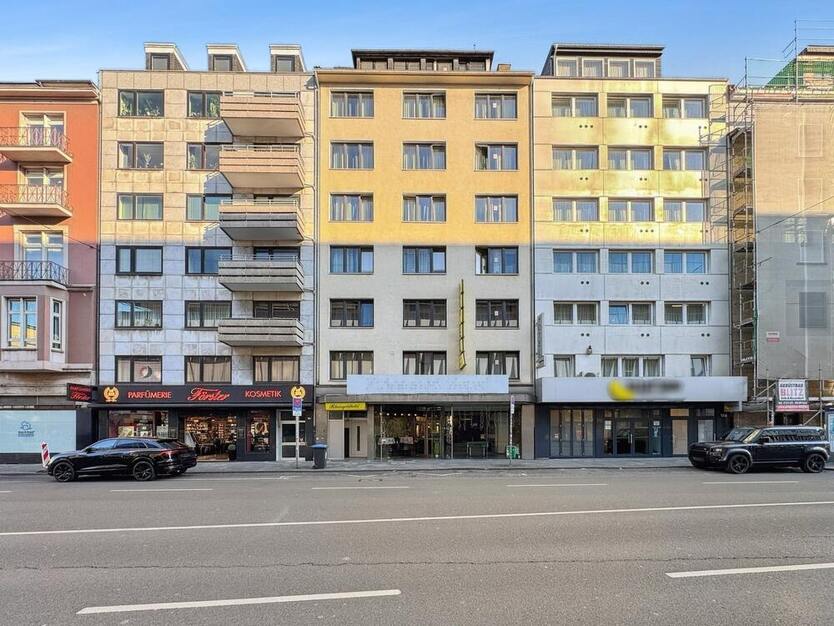 Modernisiertes Hotel in Top-Lage - 8 Gehminuten zur Königsallee!