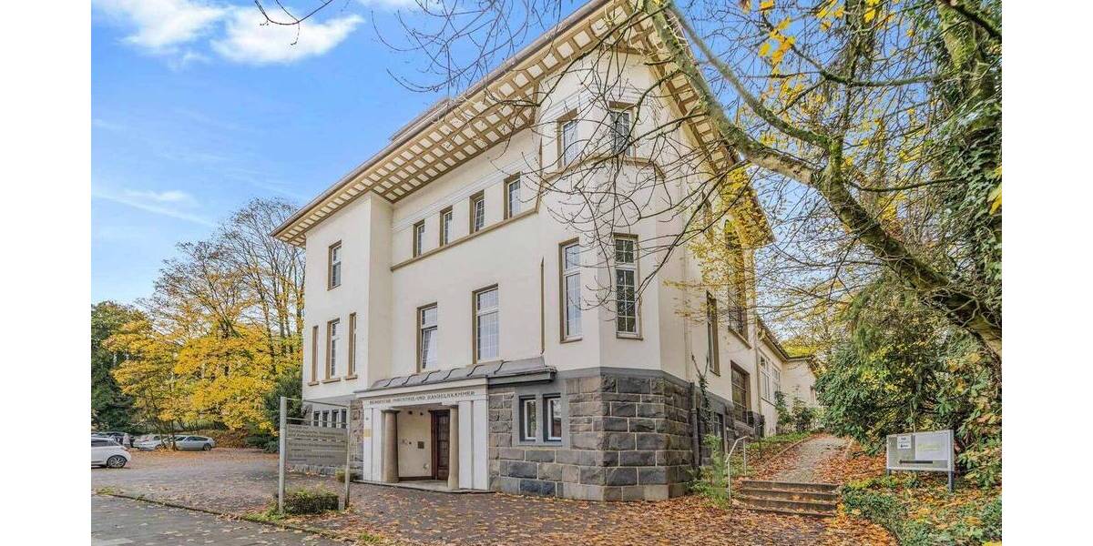 Exklusives Wohn- und Geschäftshaus mit langfristigen Mietern in Toplage am Allee-Center 6 zimmer