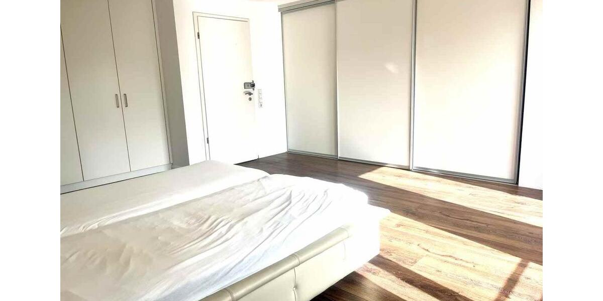 Reihenhaus Neuss Holzheim - 4 Zimmer, 176 m&sup2;, 2.300&euro; | Angebot:25657674