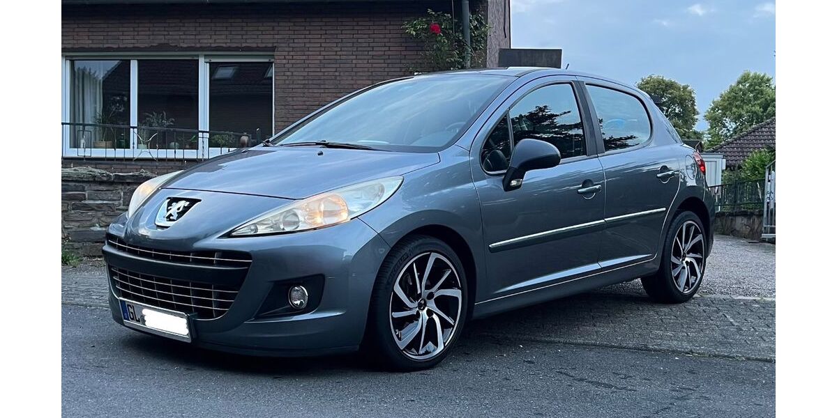 Peugeot 207 120.000 km 3.900 &euro; Leichlingen 42799