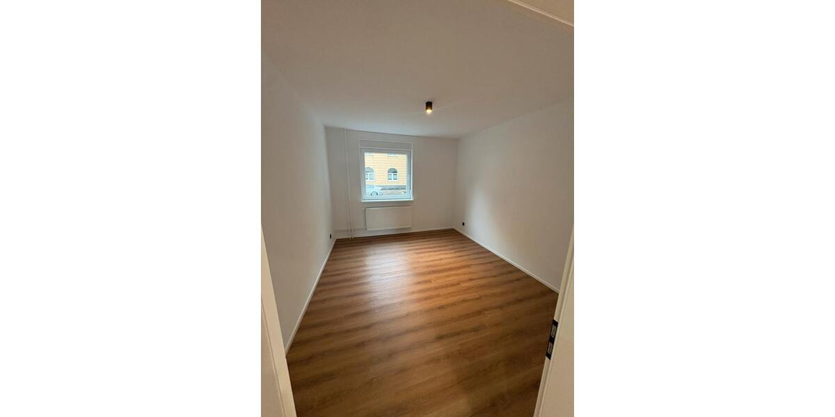 Erdgeschoßwohnung Duisburg Duisburg-Mitte - 2 Zimmer, 50 m&sup2;, 175.000&euro; | Angebot:27259149
