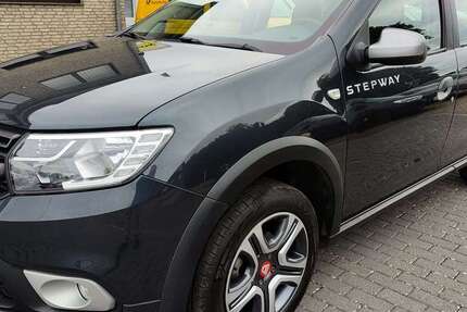 Dacia Sandero 42.900 km 11.390 € Bedburg 50181