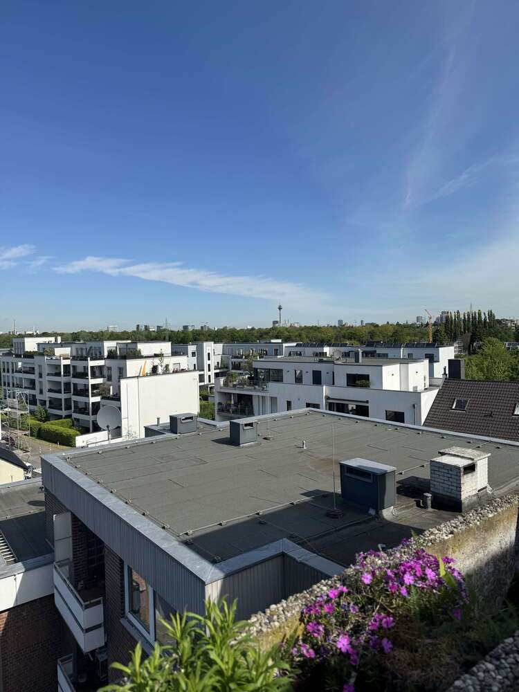 Wohnung zum Mieten in Düsseldorf 2.110 € 132 m²