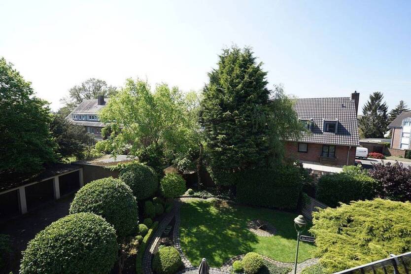 KR-Bockum! Perfekt sanierte 3-Zimmerwohnung mit idyllischem Ausblick nah am Bockumer Platz!