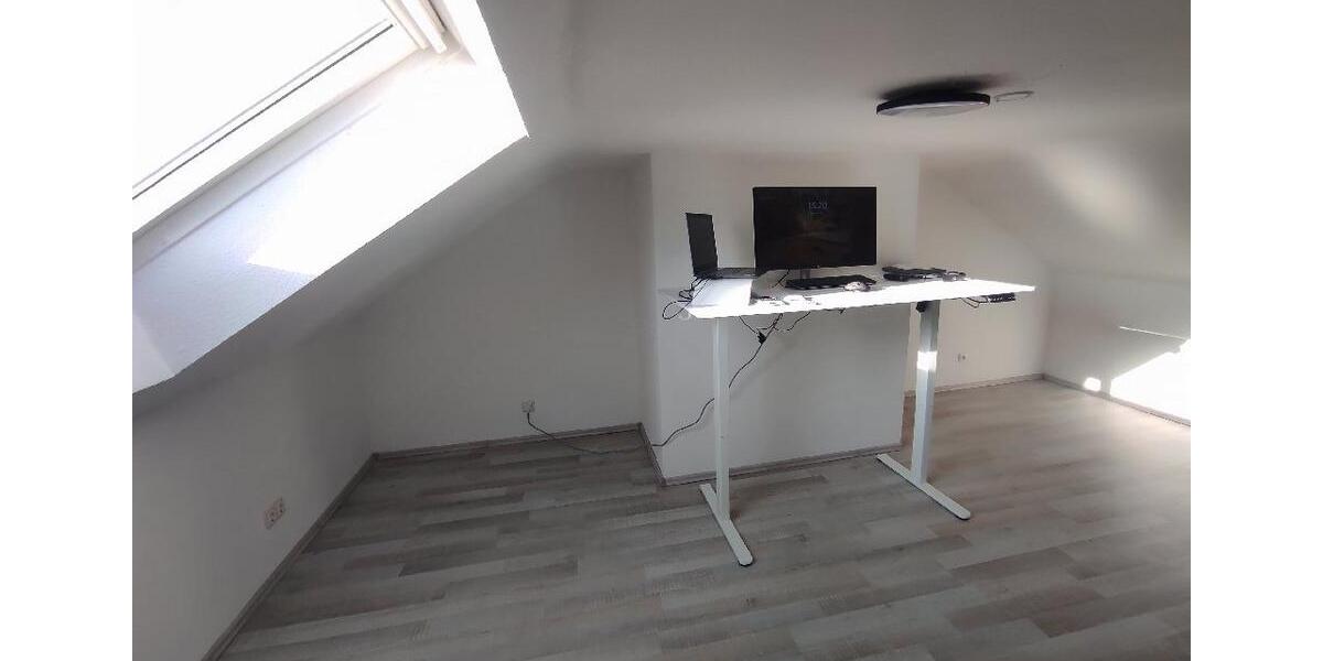 Etagenwohnung Viersen Hülsdonk - 3 Zimmer, 94 m&sup2;, 1.100&euro; | Angebot:26137559