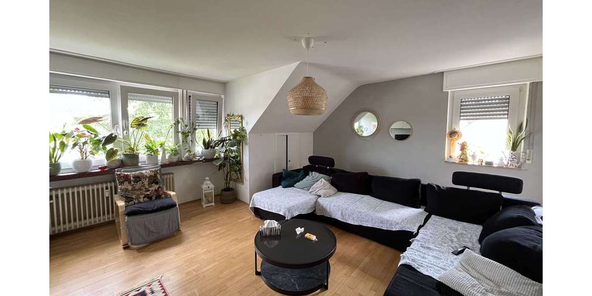Etagenwohnung Düsseldorf Stadtbezirk 5 - 4 Zimmer, 98 m&sup2;, 249.000&euro; | Angebot:27163023