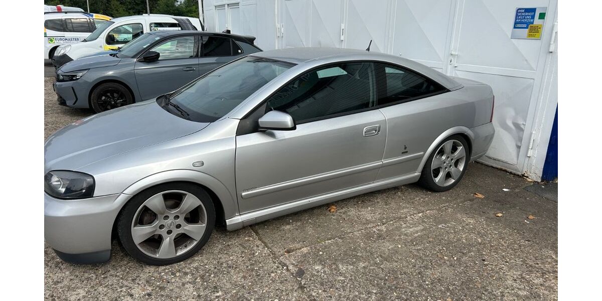 Opel Astra 136.000 km 2.500 &euro; Düsseldorf 40472