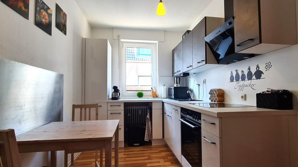 Helle, frisch renovierte 3-Zimmer-Wohnung, großer Balkon in Zons 3 zimmer