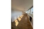 Provisionsfrei* SOFORT FREI! Rhein-nah - 2-Zm Penthouse Oberkassel - renoviert, Klimaanlage Einbauküche 55m² - Einfamilienhaus Düsseldorf Oberkassel | Angebot:27074522