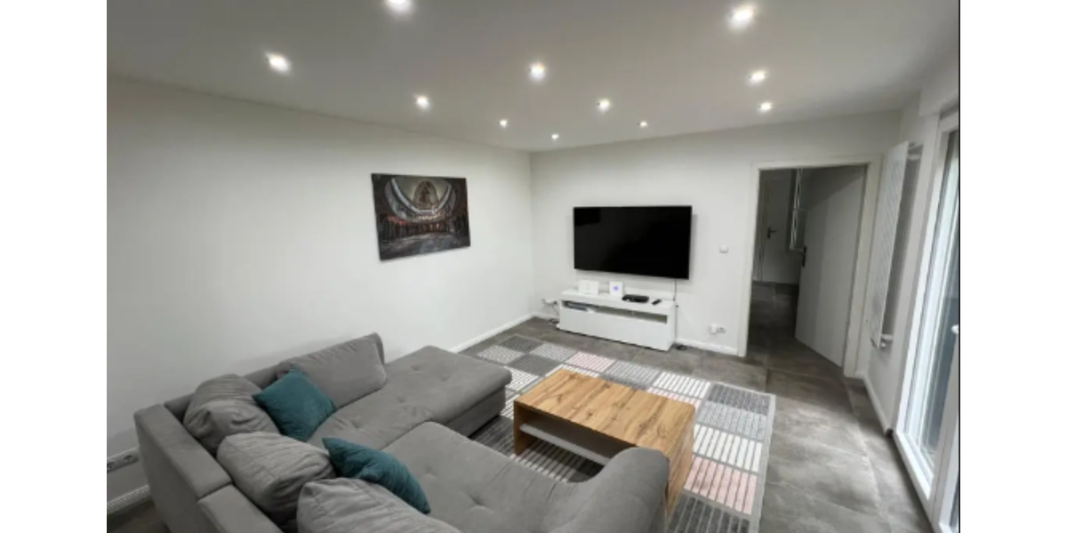 Kleines möbliertes Haus mit Garten - im Zentrum Oberhausen ! 2 zimmer