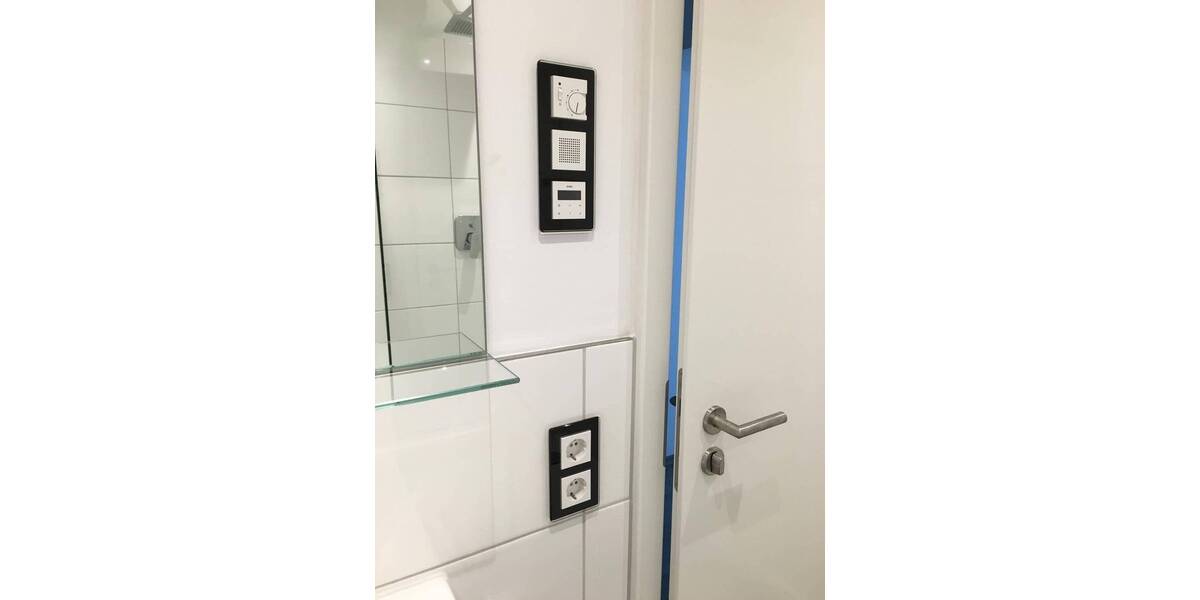 Moderne 2-Zimmer-Wohnung mit Balkon im 1. Obergeschoss 2 zimmer