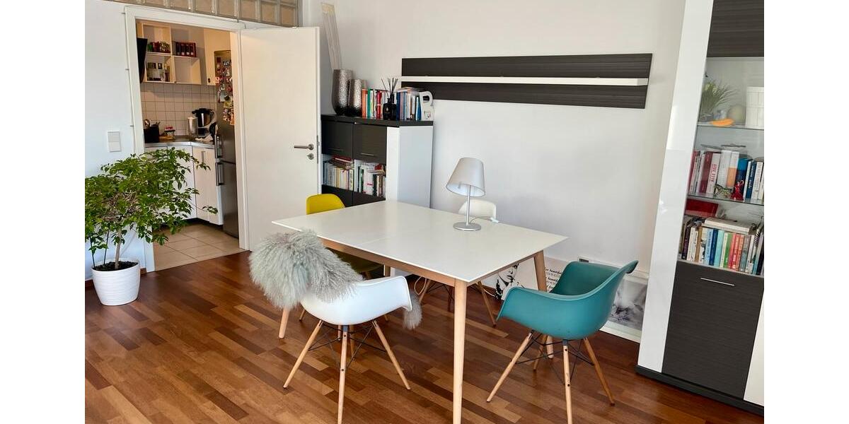 Dachgeschoßwohnung Düsseldorf Stadtbezirk 8 - 2 Zimmer, 56 m&sup2;, 1.300&euro; | Angebot:25392994