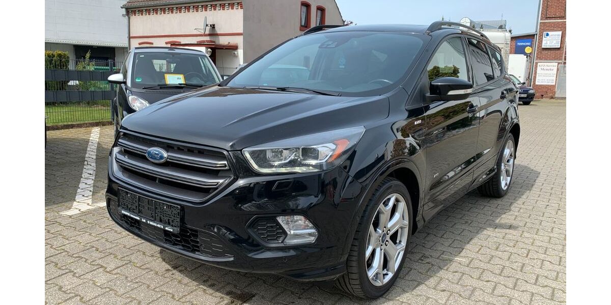Ford Kuga 145.125 km 13.495 &euro; Hilden 40721