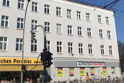 Wohnung zum Mieten in Berlin 2.124 € 145.8 m²