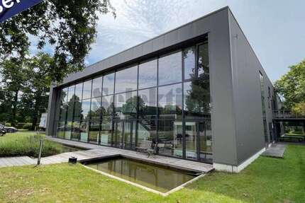 Halle in Neukirchen-Vluyn 2.250.000 € 1034.31 m² zimmer