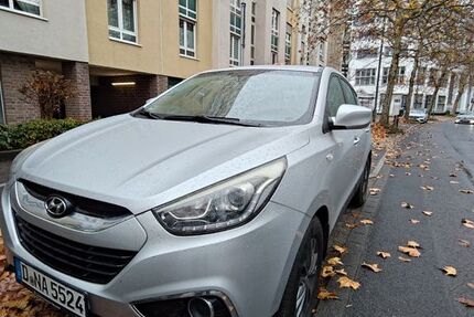 Hyundai ix35 123.000 km 11.999 &euro; Düsseldorf 40476