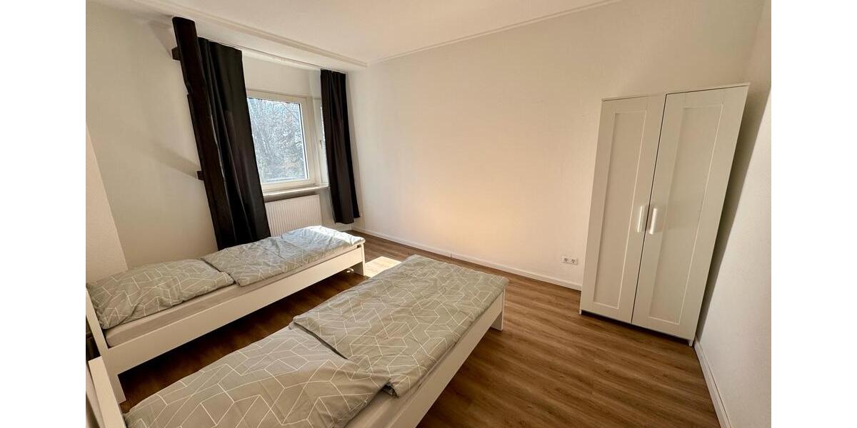 Günstige Monteurwohnung in Solingen - Nähe Leverkusen Monheim Erkrath Monteurzimmer 2 zimmer