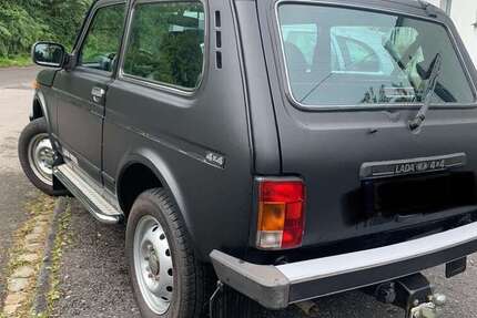 Lada Niva 142.000 km 3.900 € Solingen 42657