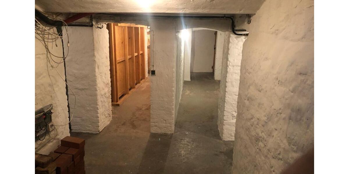 Einfamilienhaus Velbert Langenberg - 15 Zimmer, 378 m&sup2;, 648.000&euro; | Angebot:26656367