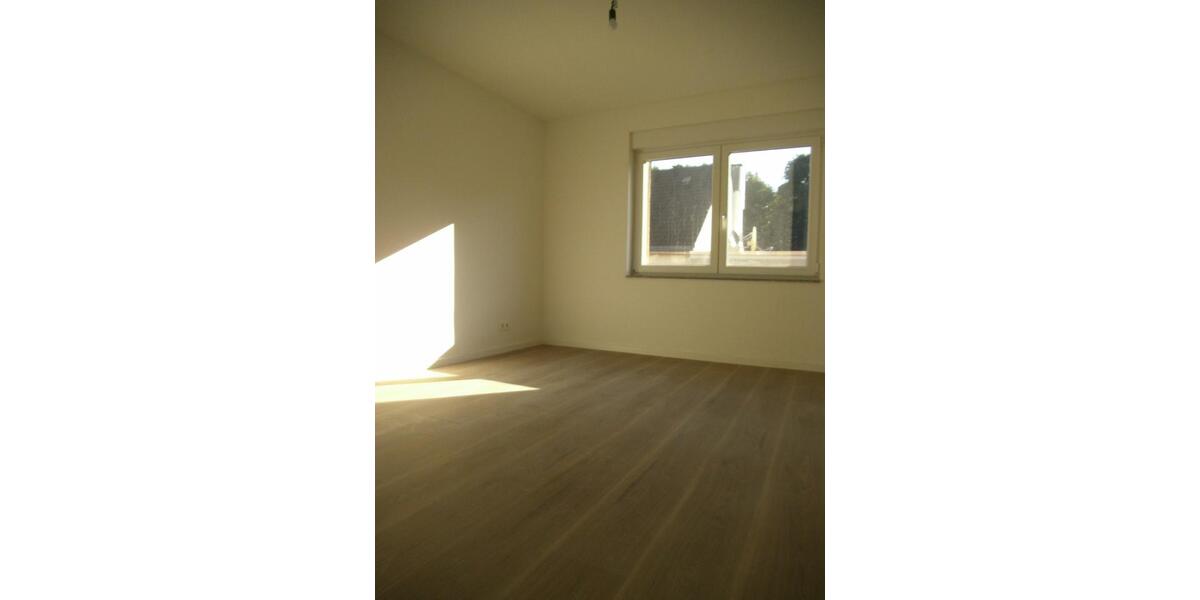 Maisonettenwohnung Velbert - 4 Zimmer, 107 m&sup2;, 898&euro; | Angebot:25066387