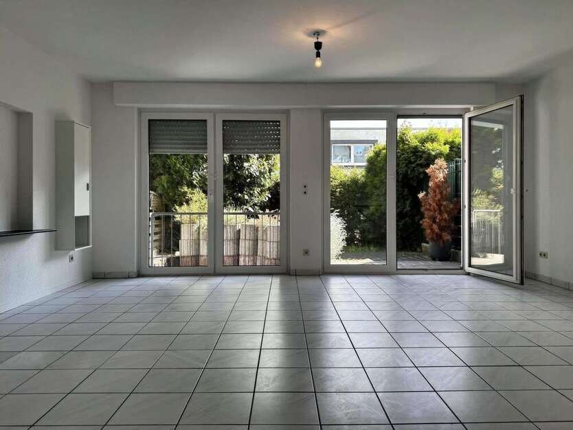 Wohnung zum Mieten in Moers 830 € 75 m²