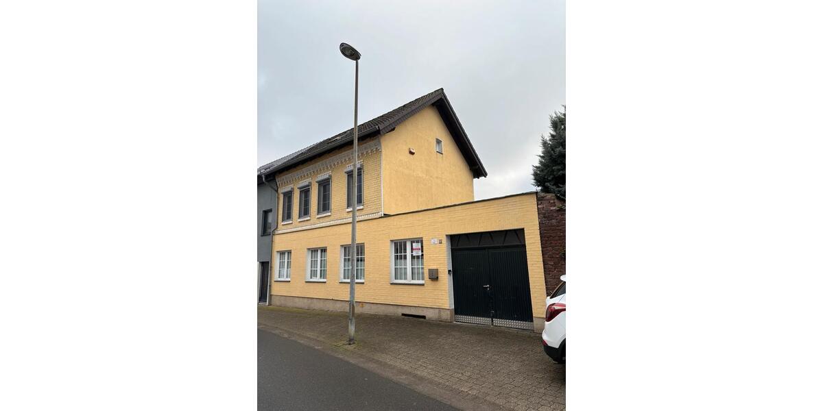 Einfamilienhaus Bedburg - 9 Zimmer, 220 m&sup2;, 550.000&euro; | Angebot:26283782