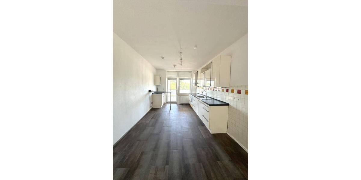 ***R E S E R V I E R T!! ETW, 3 Zi-KDB, mit EBK und großem Balkon in MG-Heyden!*** 3 zimmer