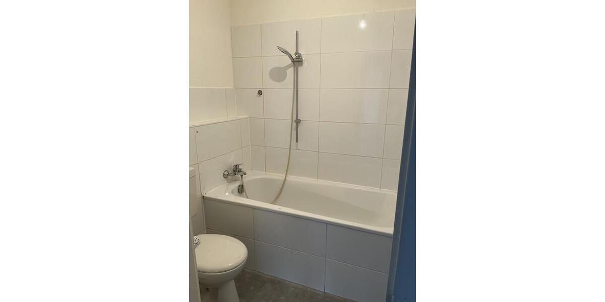 Etagenwohnung Velbert Velbert-Mitte - 2 Zimmer, 63 m&sup2;, 479&euro; | Angebot:25643811