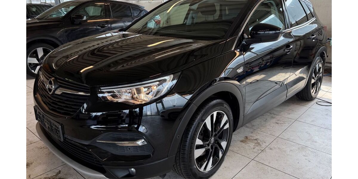 Opel Grandland (X) 140.000 km 7.990 &euro; Oberhausen (Sterkrade) 46149