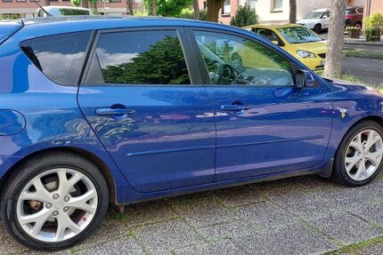Mazda 3 80.000 km 4.799 &euro; Mönchengladbach 41065
