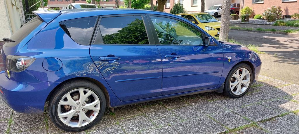 Mazda 3 80.000 km 4.799 &euro; Mönchengladbach 41065