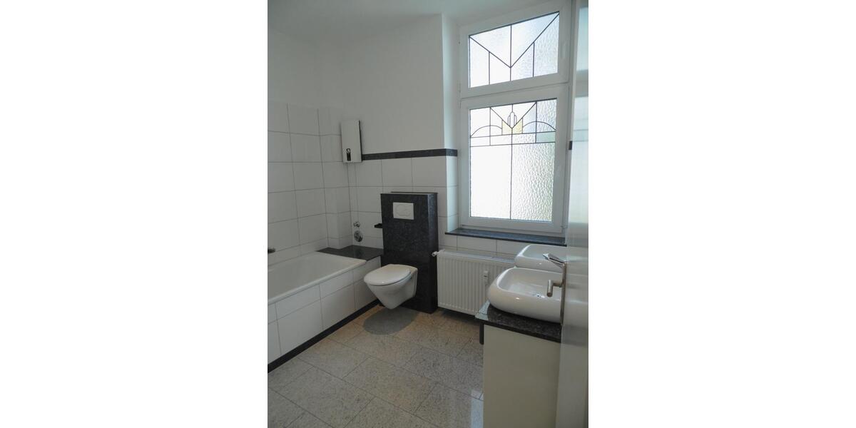 Etagenwohnung Düsseldorf Niederkassel - 3 Zimmer, 93 m&sup2;, 1.750&euro; | Angebot:26364807