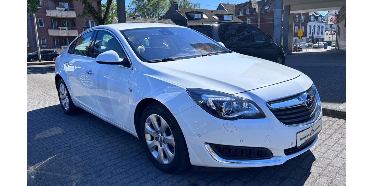 Opel Insignia 96.000 km 8.800 &euro; Mülheim / Ruhr 45473