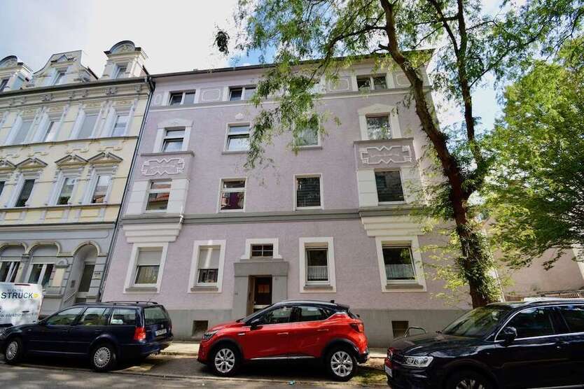 Haus zum Kaufen in Essen 600.000 € 511 m²