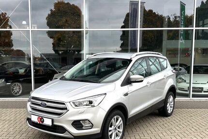 Ford Kuga 103.481 km 17.590 € Haan 42781