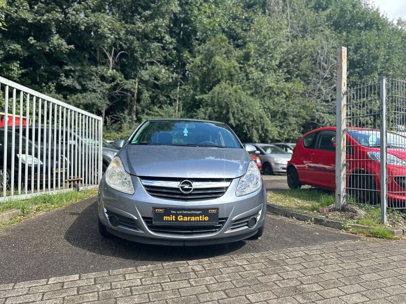 Opel Corsa 131.853 km 2.799 € Essen 45145